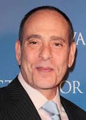 内斯特·塞拉诺