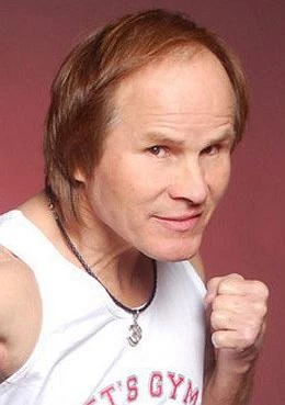 宾尼·尤奎德兹