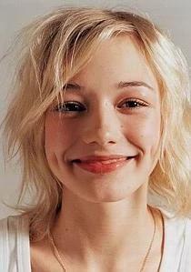 奥莎娜·阿金什那