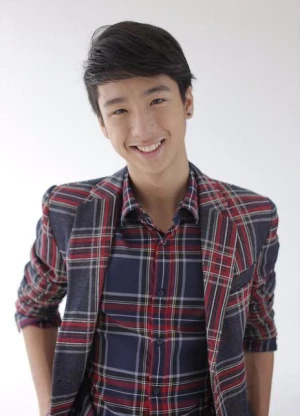 努查潘·帕拉玛查伦罗